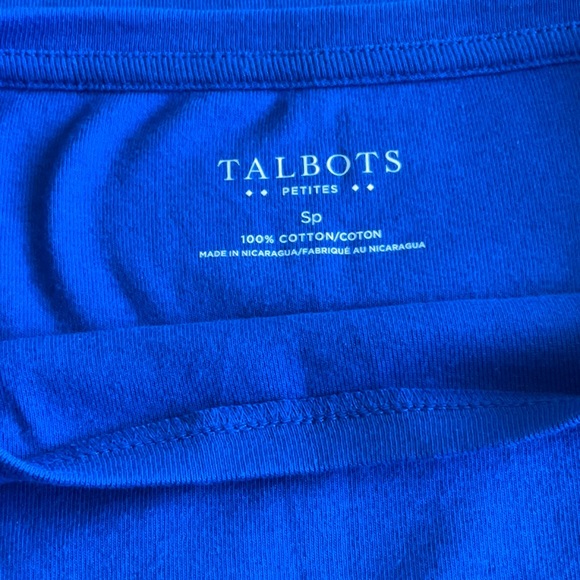 Sleeveless Top/Tee - Picture 2 of 4